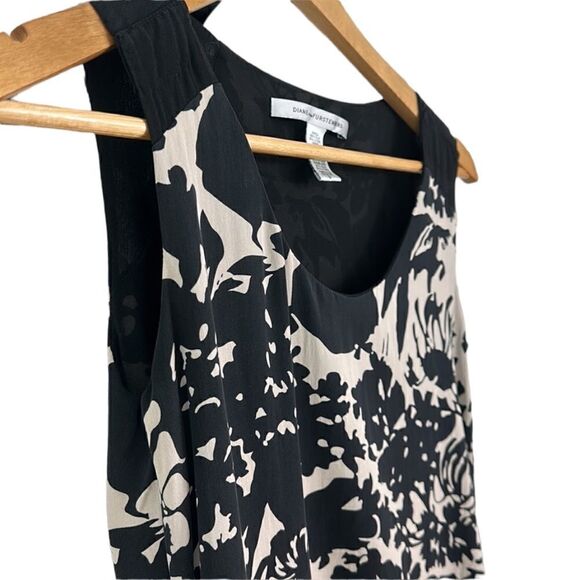 DIANE von FURSTENBERG SimpleWinter Garden Dress. Size 0 - Picture 9 of 10